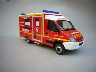 IVECO DAILY s�rie 2 AR50 ambulance de R�animation Pompiers de Paris